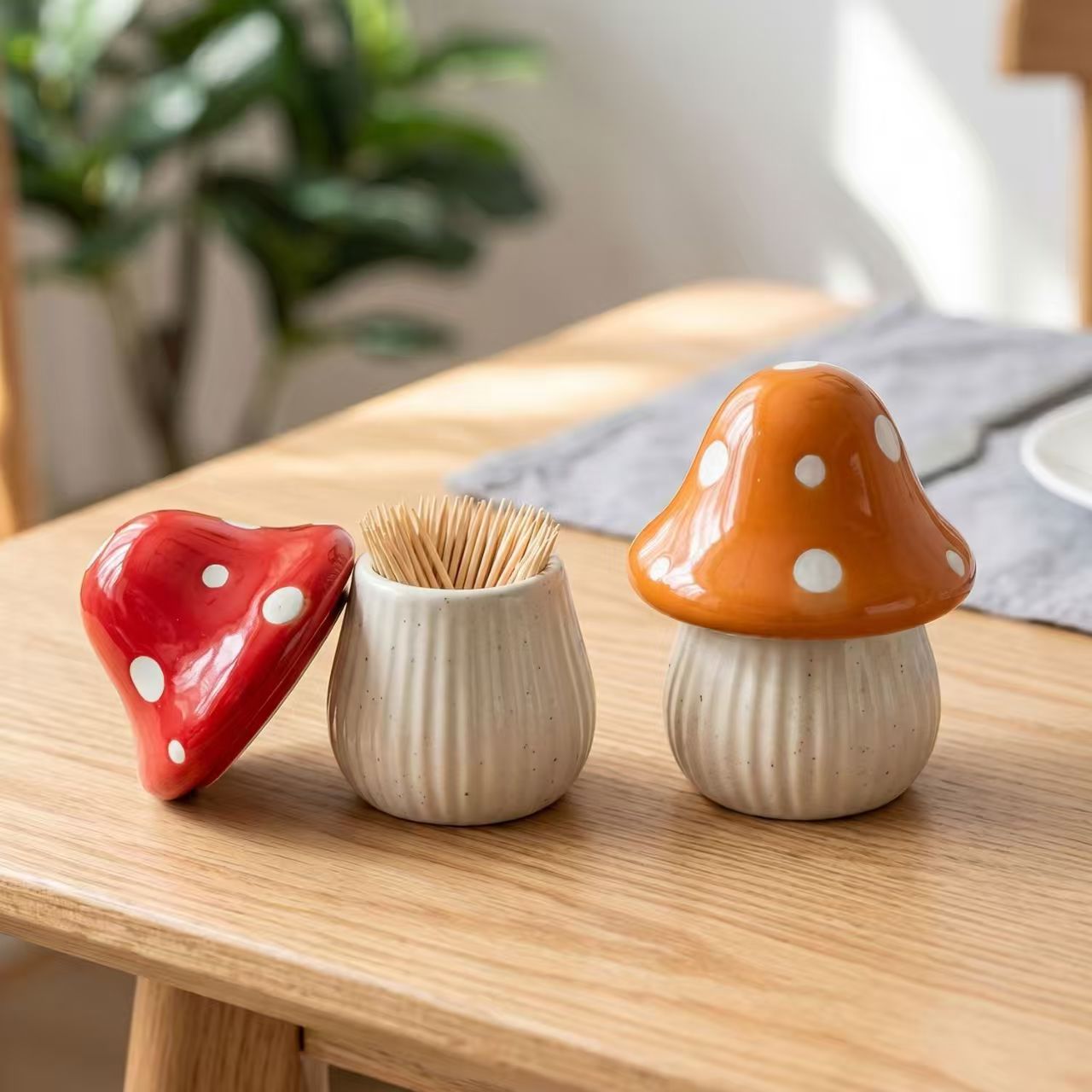 만화 버섯 모양 세라믹 보관 용기 가정용 데스크탑 이쑤 - Kitchen Gadgets Storage 리뷰 및 가격
