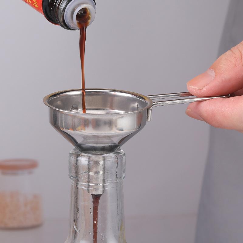 SUSU 1PCS 손잡이가 있는 스테인레스 스틸 깔때기 - Kitchen Gadgets For Small Kitchens 리뷰 및 가격